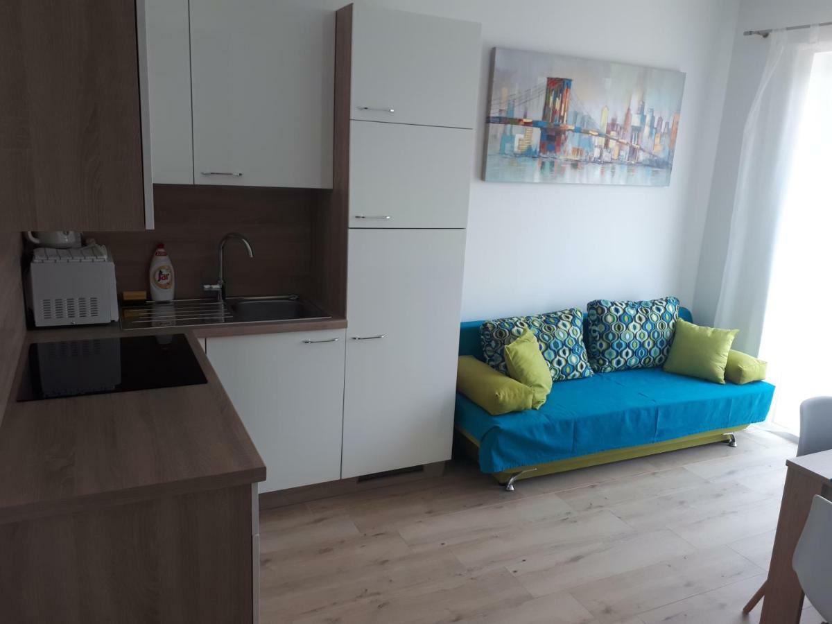 Apartments Arbis لوبار المظهر الخارجي الصورة