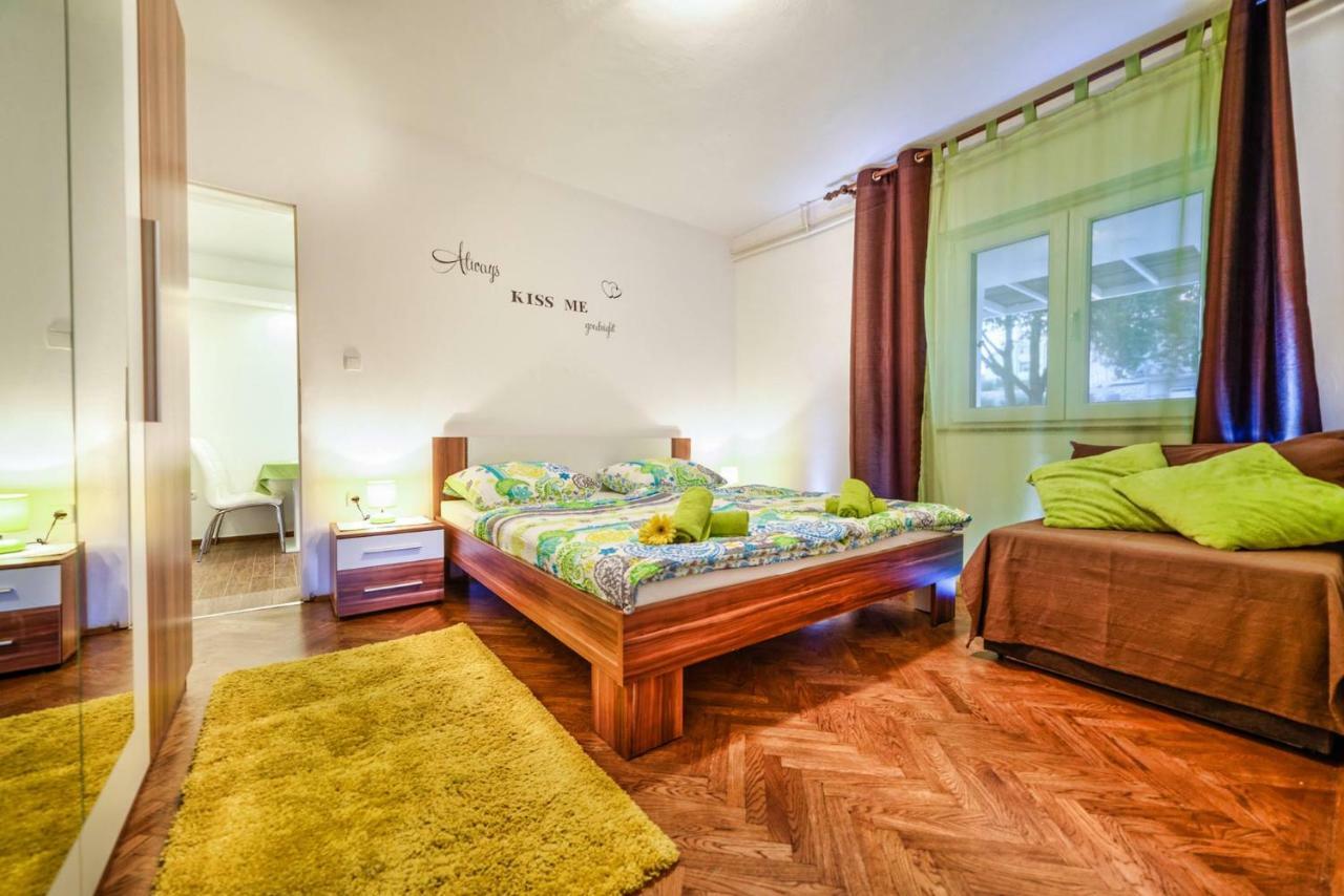 Apartments Arbis لوبار المظهر الخارجي الصورة